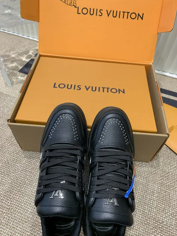 Louis Vuitton Shoe 